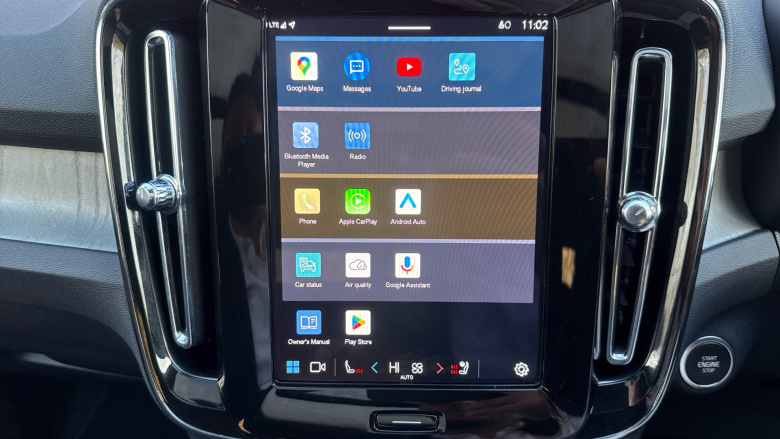 Volvo XC40 2.0 B4P Ultra Dark 5dr Auto Petrol Estate